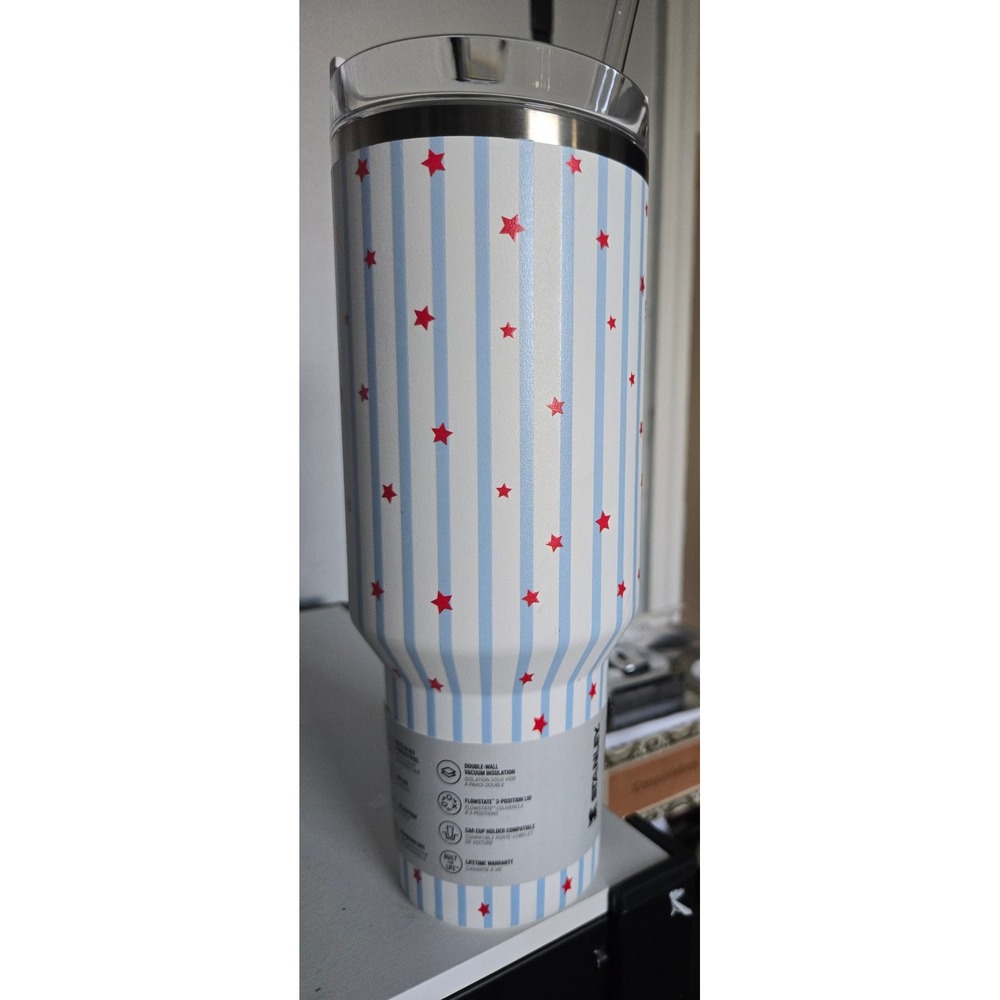 Stanley Quencher H2.0 FlowState 40oz Tumbler Blue Starry Stripes 10-13230-0355 - Picture 2 of 6
